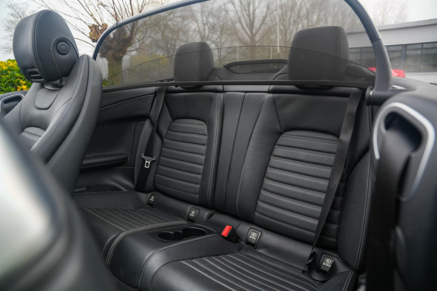 Mercedes-Benz C-Klasse Cabrio 400 4MATIC Prestige 333pk Led Luchtvering Navi DAB