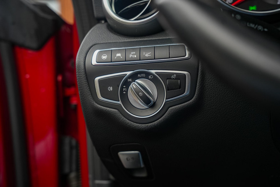 Mercedes-Benz C-Klasse Cabrio 400 4MATIC Prestige 333pk Led Luchtvering Navi DAB