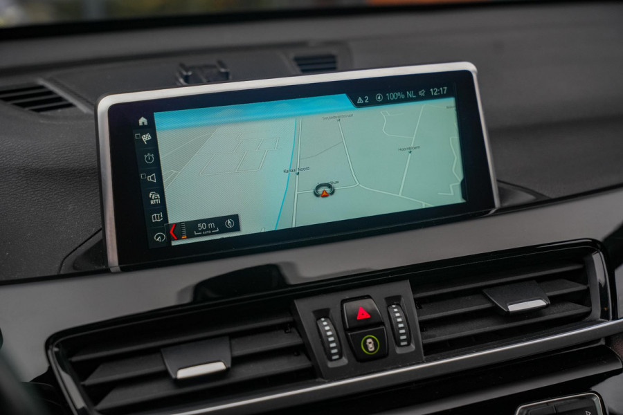 BMW X1 sDrive18i High Executive Edition M-Pakket/ pano/ org NL/ NAP