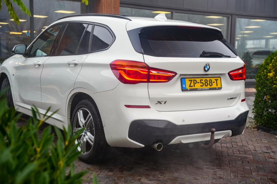 BMW X1 sDrive18i High Executive Edition M-Pakket/ pano/ org NL/ NAP