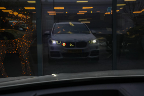 BMW X1 sDrive18i High Executive Edition M-Pakket/ pano/ org NL/ NAP