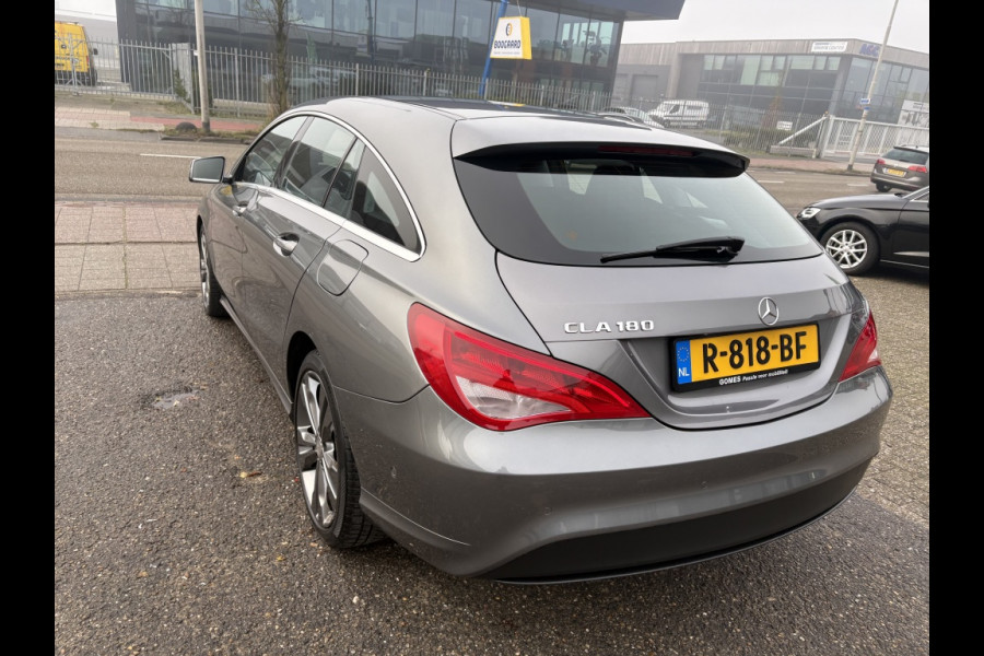Mercedes-Benz CLA-Klasse Shooting Brake 180 Business Solution AMG