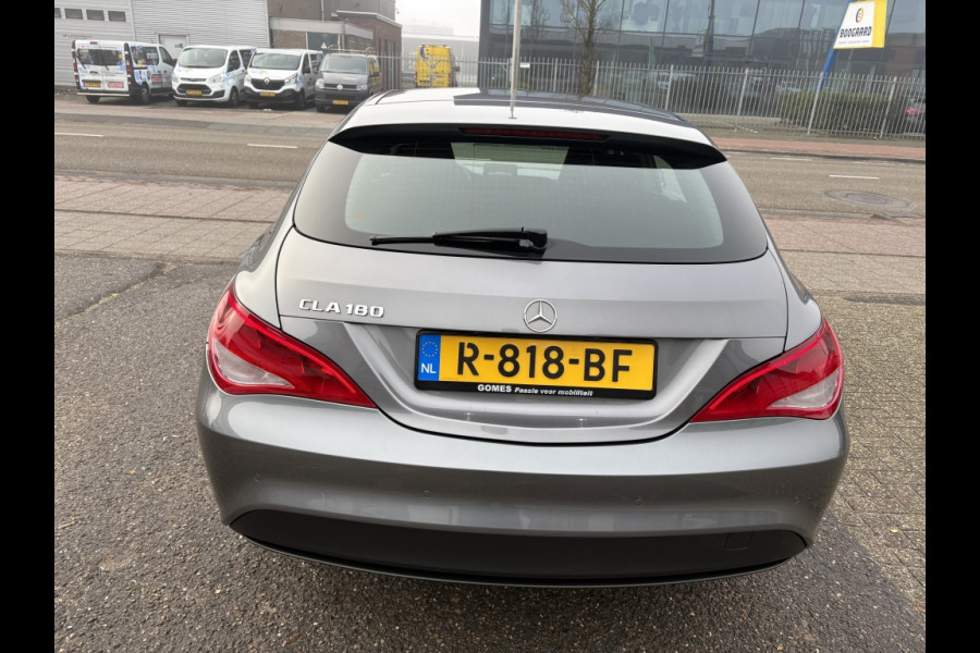 Mercedes-Benz CLA-Klasse Shooting Brake 180 Business Solution AMG