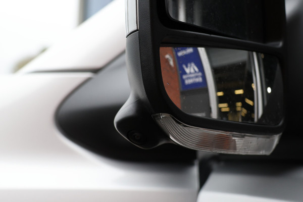 Ford Transit Custom 300 2.0 TDCI L2H1 Sport 170 PK DC | Dubbel Cabine | 360 Camera | ACC | Blind Spot | Navigatie | Camera | CarPlay | Lane Assist | Elek. Trekhaak | 5-Zitter | BPM VRIJ | Verlengde fabrieksgarantie tot 11-2029