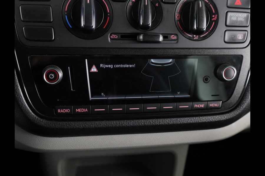 Seat Mii 1.0 Style Intense 60 pk | Navigatie via App | Airco | Parkeersensoren achter | Cruise control |