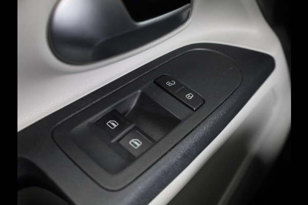 Seat Mii 1.0 Style Intense 60 pk | Navigatie via App | Airco | Parkeersensoren achter | Cruise control |