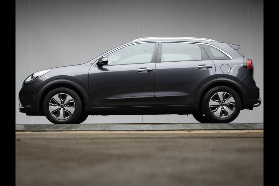 Kia Niro 1.6 GDi Hybrid ExecutiveLine Sport (APPLE CARPLAY,NAVI,CAMERA,CLIMATE,CRUISE,LED,TREKHAAK,DAB,SPORTSTOELEN,NETTE STAAT)