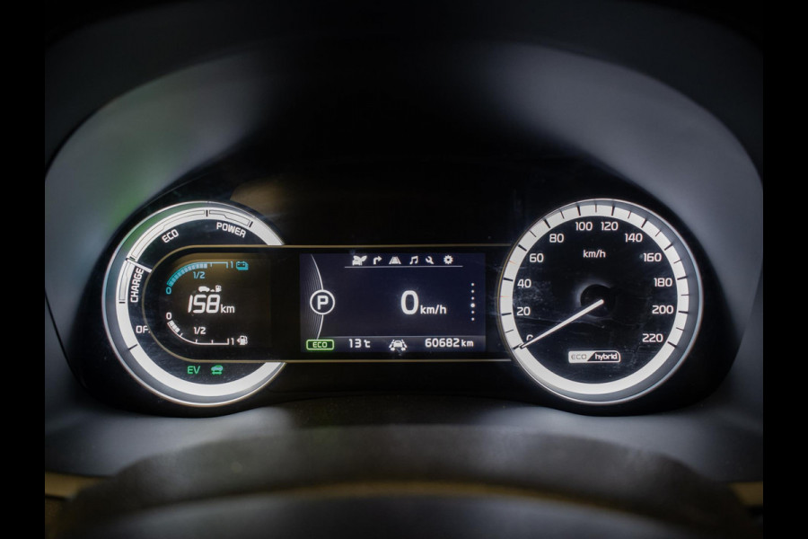 Kia Niro 1.6 GDi Hybrid ExecutiveLine Sport (APPLE CARPLAY,NAVI,CAMERA,CLIMATE,CRUISE,LED,TREKHAAK,DAB,SPORTSTOELEN,NETTE STAAT)