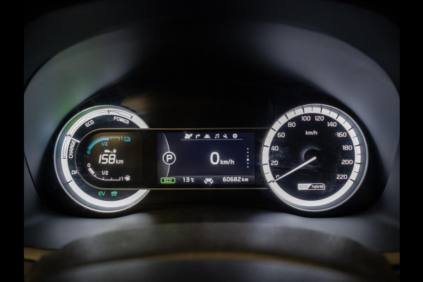 Kia Niro 1.6 GDi Hybrid ExecutiveLine Sport (APPLE CARPLAY,NAVI,CAMERA,CLIMATE,CRUISE,LED,TREKHAAK,DAB,SPORTSTOELEN,NETTE STAAT)