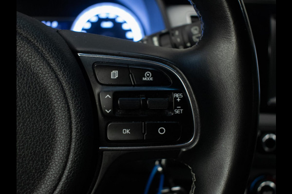 Kia Niro 1.6 GDi Hybrid ExecutiveLine Sport (APPLE CARPLAY,NAVI,CAMERA,CLIMATE,CRUISE,LED,TREKHAAK,DAB,SPORTSTOELEN,NETTE STAAT)