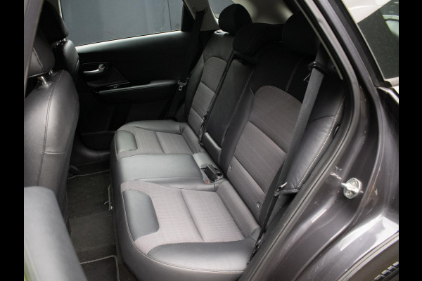 Kia Niro 1.6 GDi Hybrid ExecutiveLine Sport (APPLE CARPLAY,NAVI,CAMERA,CLIMATE,CRUISE,LED,TREKHAAK,DAB,SPORTSTOELEN,NETTE STAAT)