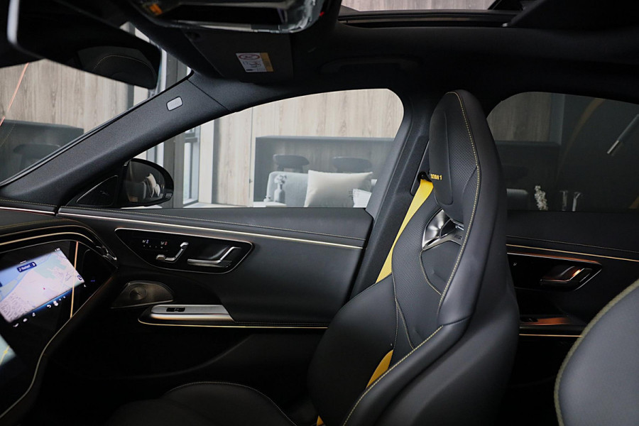 Mercedes-Benz E-Klasse AMG 53 4MATIC+ Edition 1 / Hyperscreen / Performance Zetels / Head Up / 360 Camera / Memory / Open Panorama