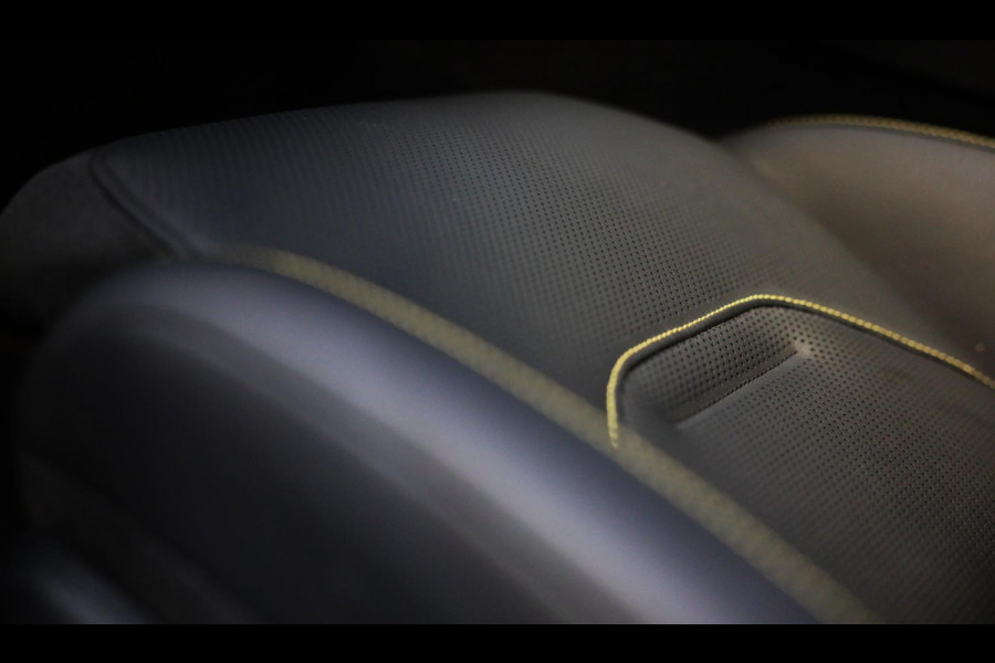 Mercedes-Benz E-Klasse AMG 53 4MATIC+ Edition 1 / Hyperscreen / Performance Zetels / Head Up / 360 Camera / Memory / Open Panorama