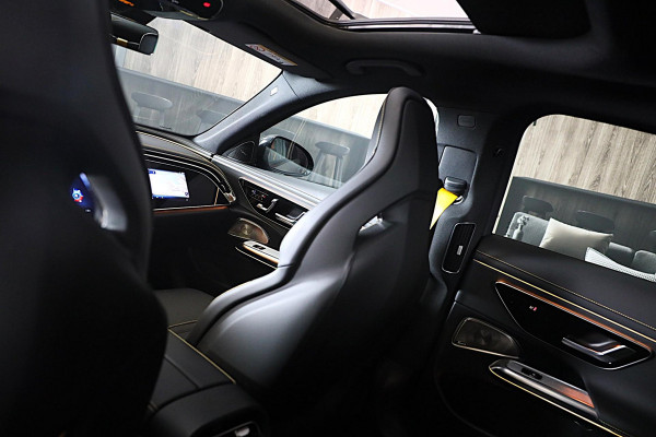 Mercedes-Benz E-Klasse AMG 53 4MATIC+ Edition 1 / Hyperscreen / Performance Zetels / Head Up / 360 Camera / Memory / Open Panorama