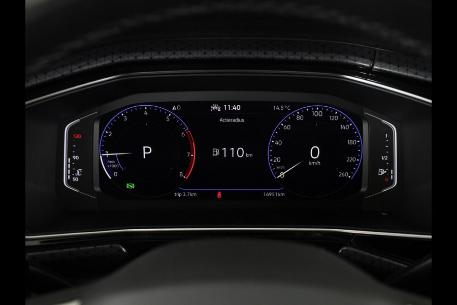 Volkswagen T-Cross 1.0 TSI Style 110 pk Automaat (DSG) | Navigatie | Parkeersensoren | Apple Carplay/Android Auto | Stoelverwarming | Voll. digitaal instrumentenpaneel |