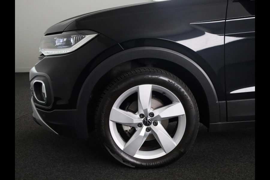 Volkswagen T-Cross 1.0 TSI Style 110 pk Automaat (DSG) | Navigatie | Parkeersensoren | Apple Carplay/Android Auto | Stoelverwarming | Voll. digitaal instrumentenpaneel |