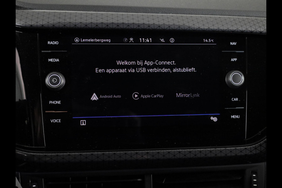 Volkswagen T-Cross 1.0 TSI Style 110 pk Automaat (DSG) | Navigatie | Parkeersensoren | Apple Carplay/Android Auto | Stoelverwarming | Voll. digitaal instrumentenpaneel |