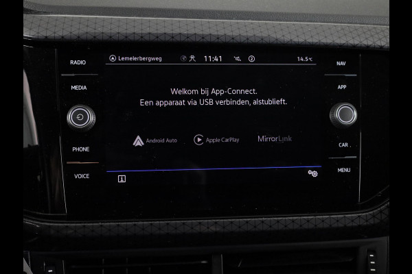 Volkswagen T-Cross 1.0 TSI Style 110 pk Automaat (DSG) | Navigatie | Parkeersensoren | Apple Carplay/Android Auto | Stoelverwarming | Voll. digitaal instrumentenpaneel |