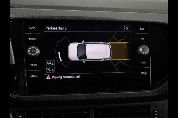 Volkswagen T-Cross 1.0 TSI Style 110 pk Automaat (DSG) | Navigatie | Parkeersensoren | Apple Carplay/Android Auto | Stoelverwarming | Voll. digitaal instrumentenpaneel |