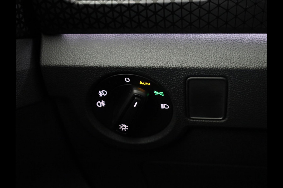 Volkswagen T-Cross 1.0 TSI Style 110 pk Automaat (DSG) | Navigatie | Parkeersensoren | Apple Carplay/Android Auto | Stoelverwarming | Voll. digitaal instrumentenpaneel |