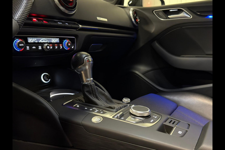 Audi A3 Limousine 1.5 TFSI | PANO | 3x S-LINE | BLACK OPTIC | VIRTUAL | CARBON