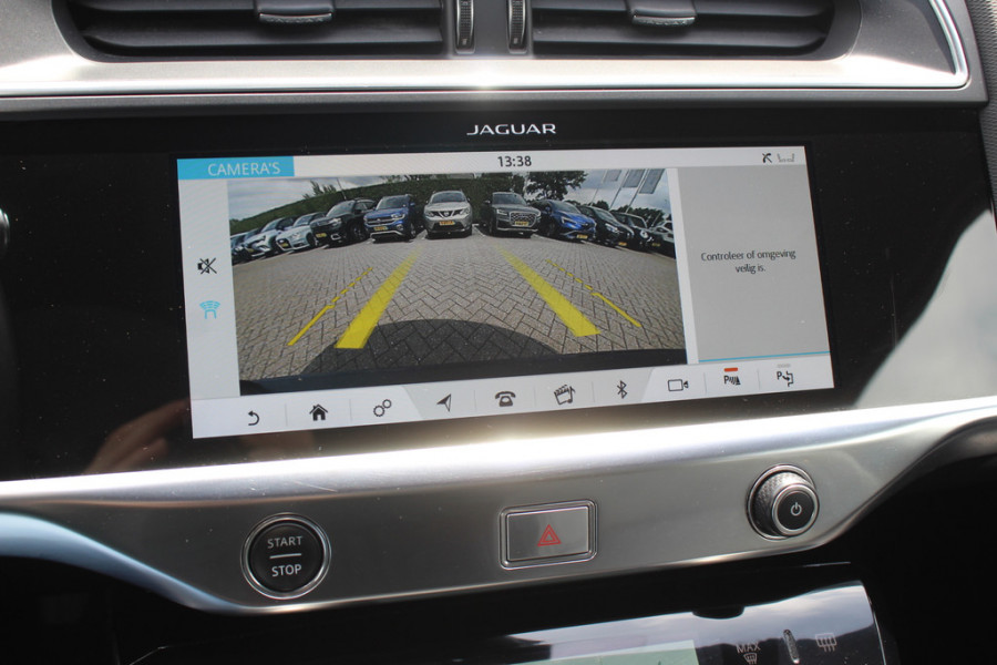 Jaguar I-PACE EV400 HSE 90 kWh / Panoramadak / Camera / Luchtvering / Keyless / 20'' / Meridian / Leder / Navigatie / Stoelverwarming / Stuurverwarming / DAB / Dodehoek / ACC