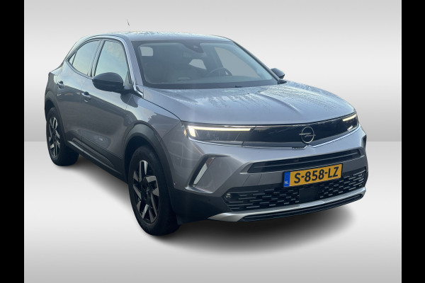 Opel Mokka Electric Level 3 50 kWh / Camera / CarPlay / Keyless / LED Koplampen / 17'' / Navigatie / Stuur+Stoelverwarming / DAB / Dodehoek / Cruise Control / Warmtepomp
