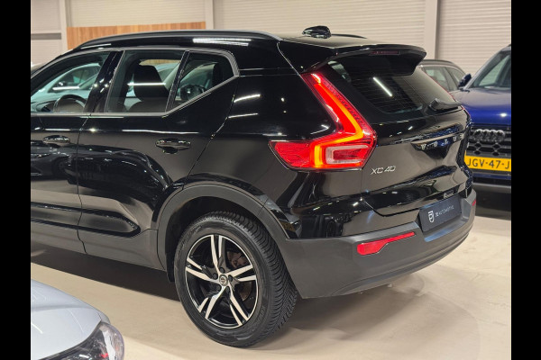 Volvo XC40 1.5 T3 163PK Momentum, Navi, Cruise, Cam, PDC, Clima, Voll Led, Bluetooth/Tel, Private Glas, Volledig Onderhouden