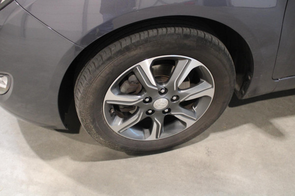 Hyundai ix20 1.6i Go! Automaat/camera/Navigatie/Cruise prijs is rijklaar incl 12 maanden bovag garantie