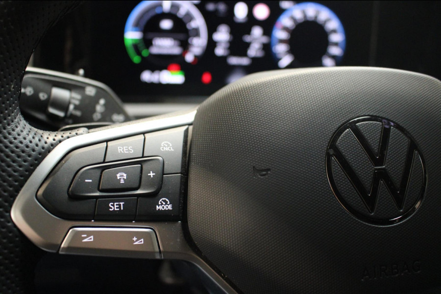 Volkswagen Tiguan 1.5 eHybrid R-Line Edition Camera/Elec. Trekhaak/R line prijs is rijklaar