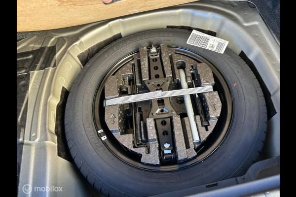 Škoda Kamiq 1.0 TSI Ambition DSG AUTOMAAT / FM nav / Carplay / 17" / Clima