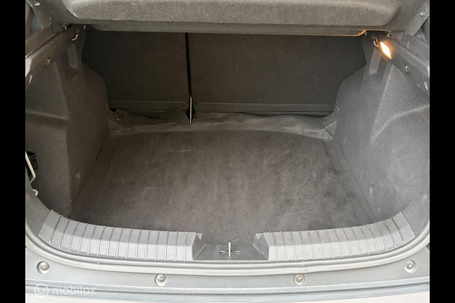 Dacia Duster 1.2 TCe 130 PK mild hybrid Expression FM nav / 17" / Camera / 14.330 KM!!!