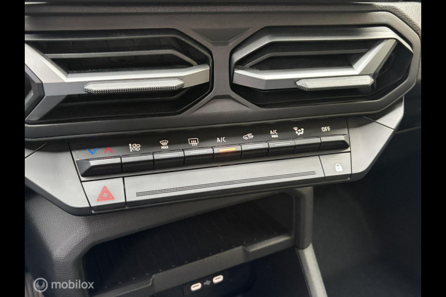 Dacia Duster 1.2 TCe 130 PK mild hybrid Expression FM nav / 17" / Camera / 14.330 KM!!!