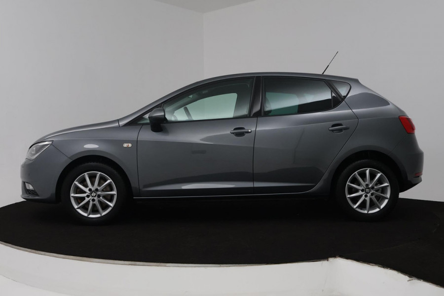Seat Ibiza 1.0 EcoTSI Style Connect (STOELVERWARMING, AUTOMAAT, CARPLAY, CRUISE CONTROL, PARKEERSENSOREN)
