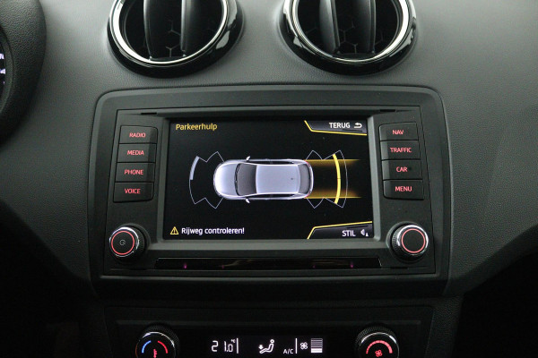 Seat Ibiza 1.0 EcoTSI Style Connect (STOELVERWARMING, AUTOMAAT, CARPLAY, CRUISE CONTROL, PARKEERSENSOREN)