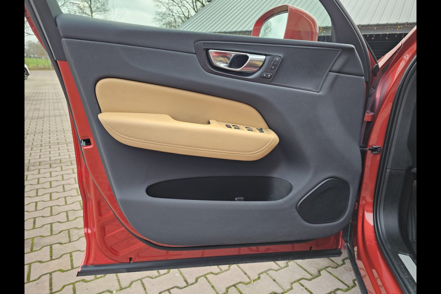 Volvo XC60 2.0 T8 AWD Polestar Engineered PHEV | Intellisafe | Pano | Trekhaak | Standverwarming | Leder | Stoelverwarming | Elek. stoelen + mermory | Vol |
