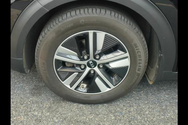 Kia Niro 1.6 GDi PHEV ExecutiveLine Rijklaar + Fabrieksgarantie tot 03-2028 Henk Jongen Auto's in Helmond,  al 50 jaar service zoals 't hoort!