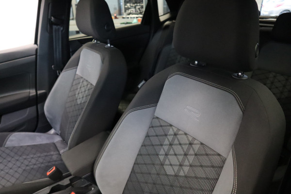 Volkswagen Polo 1.0 TSI R-Line Business ACC Carplay DSG 17'' LED Stoelverw