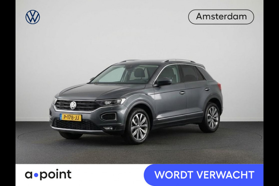 Volkswagen T-Roc 1.5 TSI Style Business 150PK DSG | Navigatie | Parkeercamera | Automatische airco | 17 inch Lm velgen |