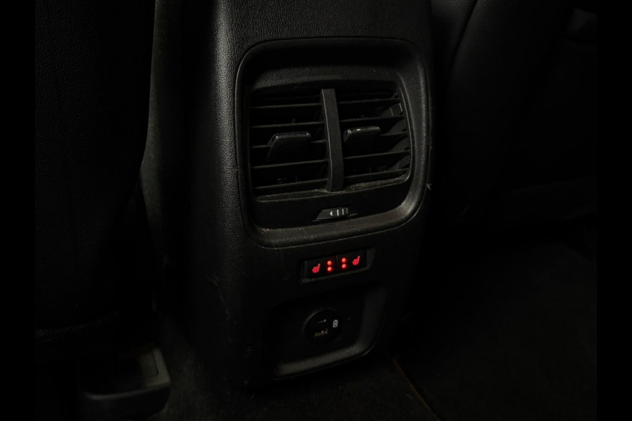 Ford Kuga 2.5 PHEV ST-Line M22 NAVI CAMERA PDC LED LEDER SPORTVELGEN