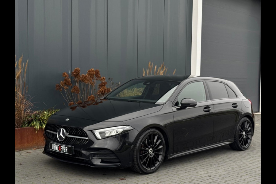 Mercedes-Benz A-Klasse 180 B.Sol AMG Ni Upg Widescreen Navi Camera PDC Led Leder