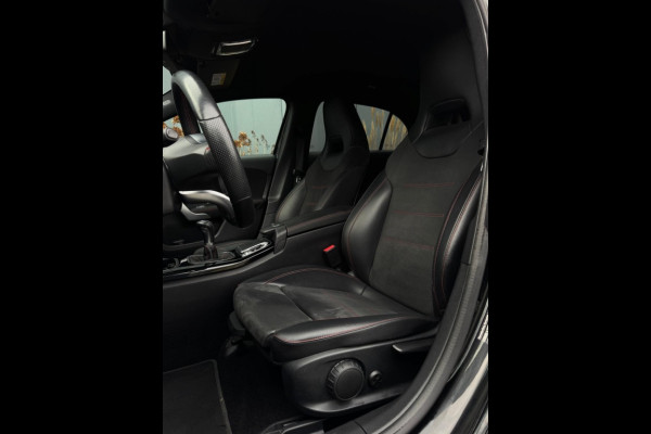 Mercedes-Benz A-Klasse 180 B.Sol AMG Ni Upg Widescreen Navi Camera PDC Led Leder