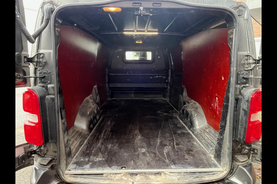 Opel Vivaro 2.0 CDTI L3H1 Edition / Automaat / Camera / 3 zits / Trekhaak