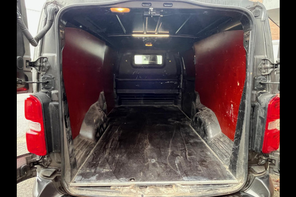 Opel Vivaro 2.0 CDTI L3H1 Edition / Automaat / Camera / 3 zits / Trekhaak