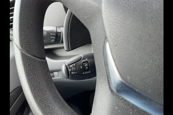 Opel Vivaro 2.0 CDTI L3H1 Edition / Automaat / Camera / 3 zits / Trekhaak