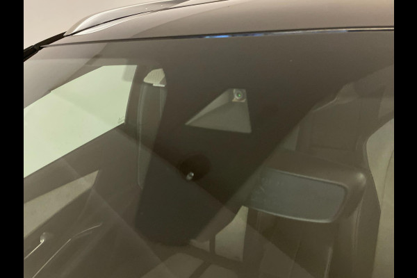 Peugeot 3008 1.6 HYbrid 225 Blue Lease GT AUTOMAAT AIRCO NAVI CRUISE PANO APPLE CARPLAY STOELVERW BLUETOOTH LM VELGEN NIEUWSTAAT
