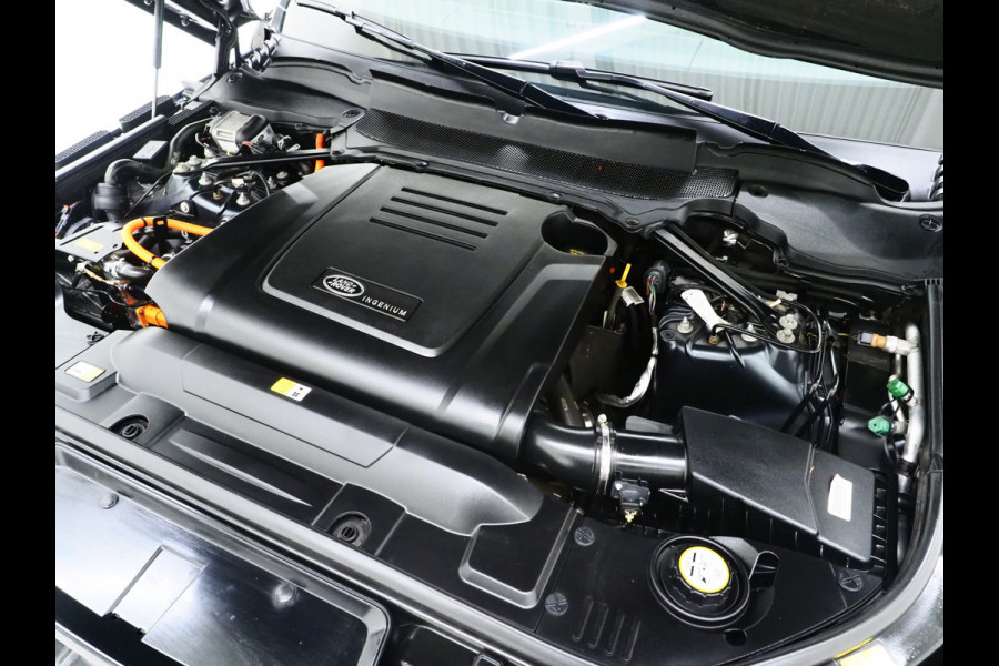 Land Rover Range Rover Sport P400e SVO Palette Grey | Black Pack | Panoramadak | Luchtvering | Meridian | Camera | Carplay
