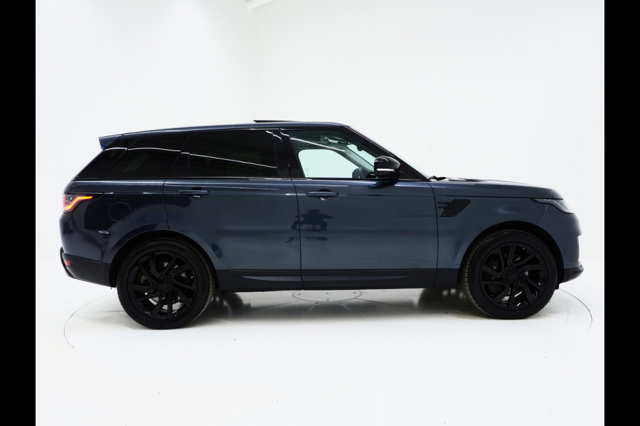 Land Rover Range Rover Sport P400e SVO Palette Grey | Black Pack | Panoramadak | Luchtvering | Meridian | Camera | Carplay