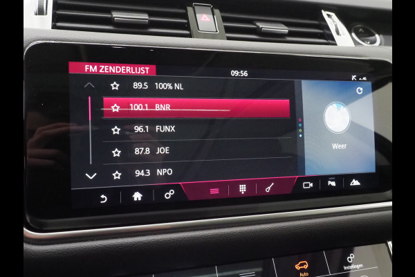 Land Rover Range Rover Sport P400e SVO Palette Grey | Black Pack | Panoramadak | Luchtvering | Meridian | Camera | Carplay