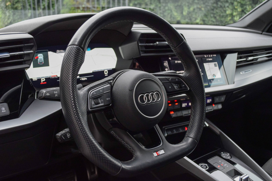 Audi A3 Sportback 35 TDI / 2x S-line/ Head-Up Display/ Bang & Olufsen Sound System/ Panoramadak/ 110kW (150PK)